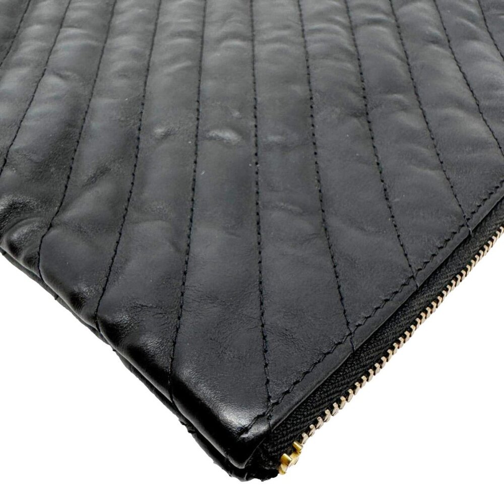 Chanel  O Clutch Chevron Leather Clutch Bag Black - Picture 6 of 14